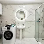 Apartment Mml *