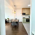 Apartment Mml *